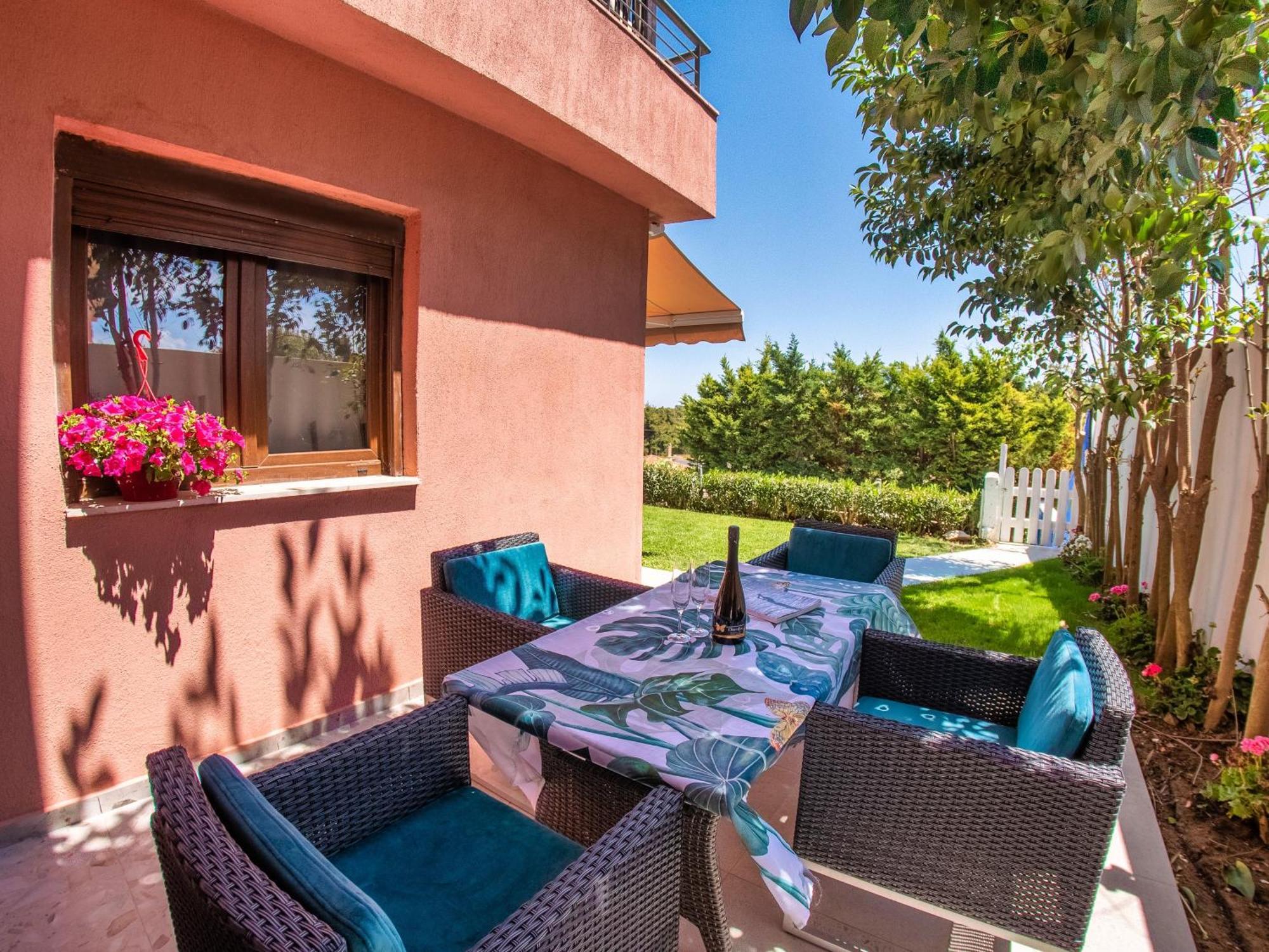 Deluxe Sani Relax Villa Buitenkant foto